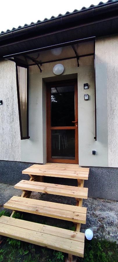 Apartamenty Z Ogrodem Nr 2 Typu Studio ムロンゴヴォ エクステリア 写真